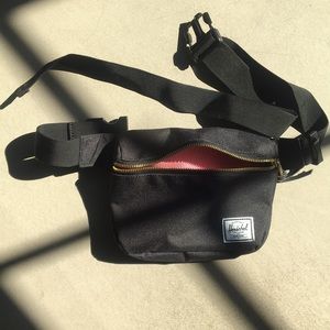 Herschel fanny pack